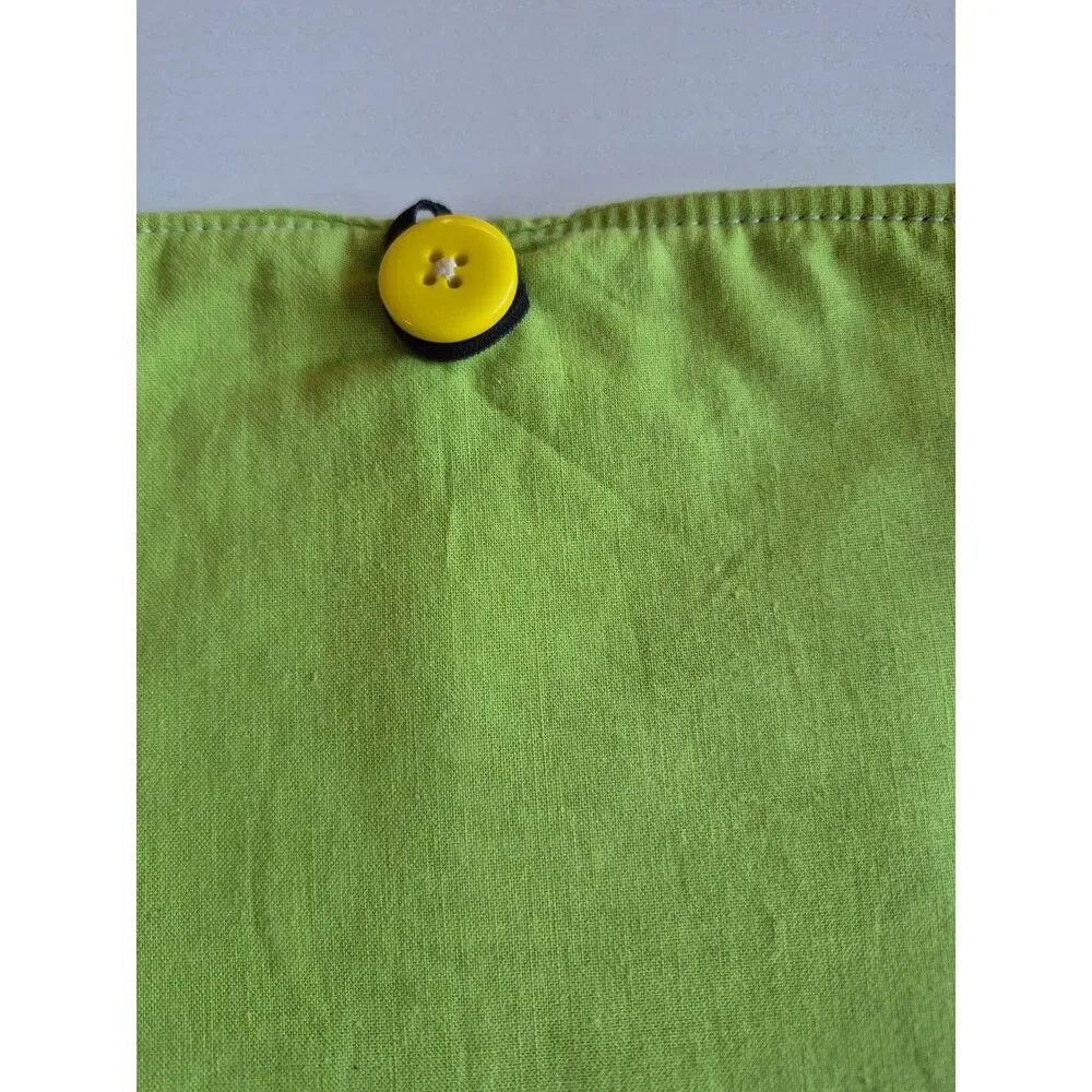 Handcrafted Two-Pocket Kindle Pouch - Fun Retro 